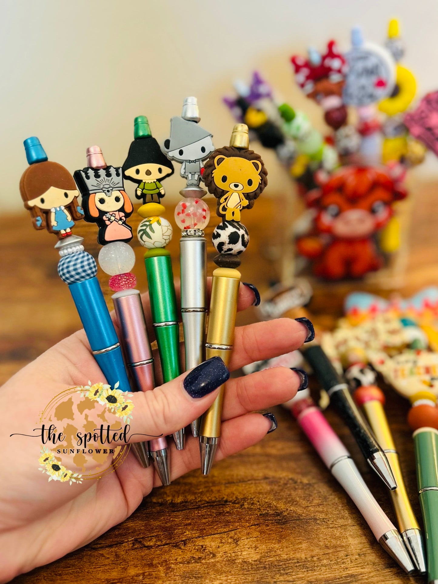 Friends of the Emerald Pen Set