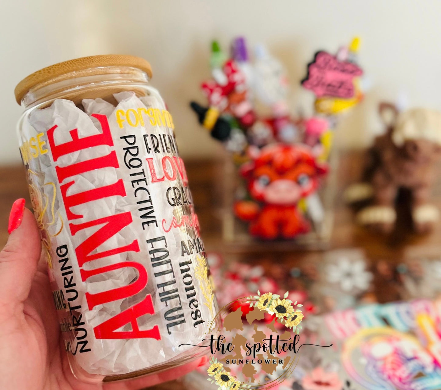 Auntie Glass Can
